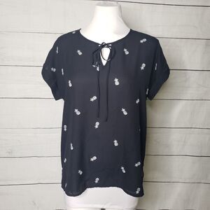 Alice Blue Stitch Fox Pineapple sheer top medium